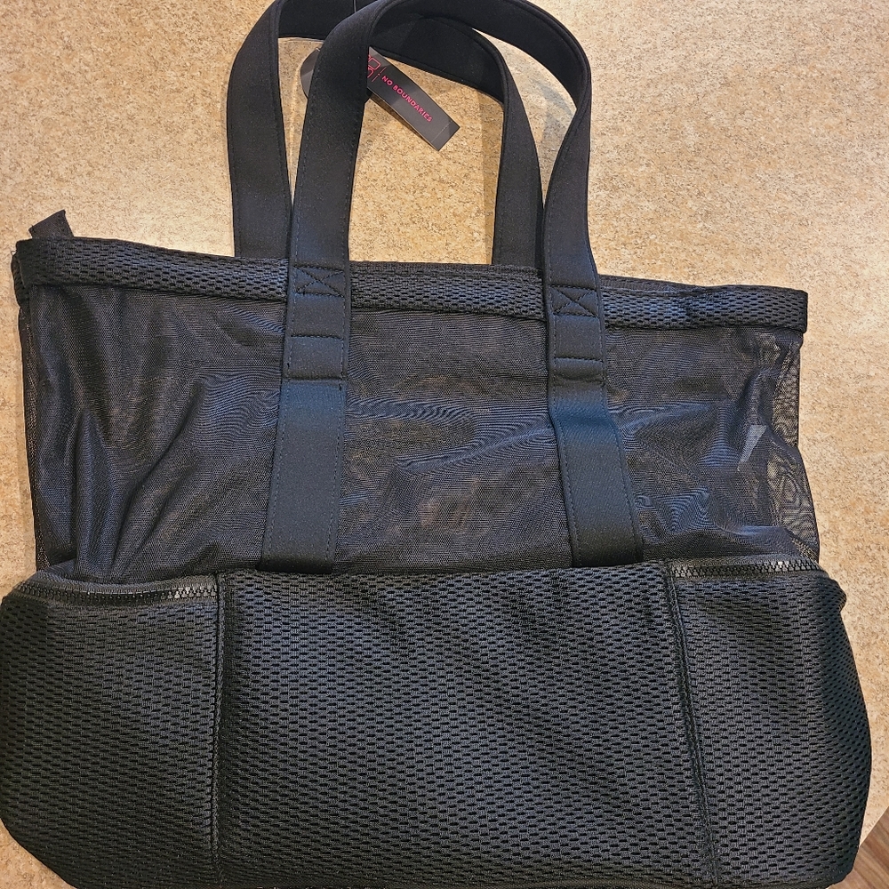 Tote bag, with cooler bottom